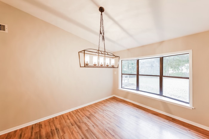 Building Photo - 616 Bellevue St