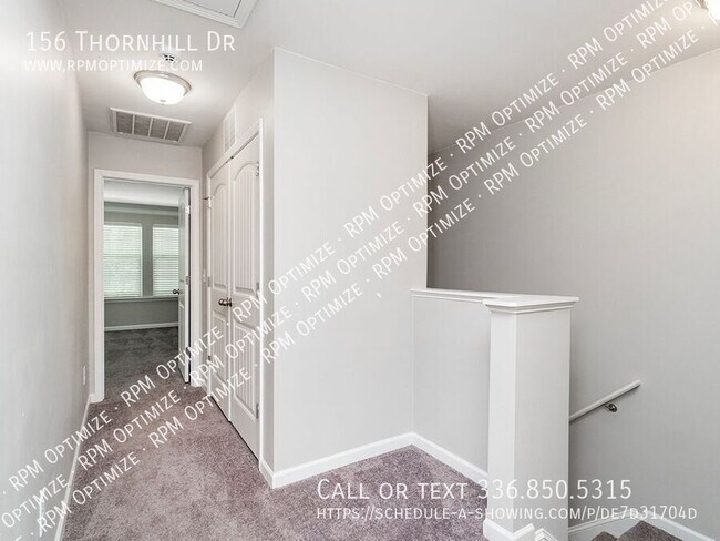 Building Photo - 156 Thornhill Dr