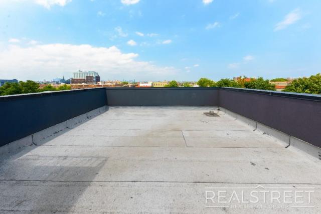 Building Photo - 1 bedroom in BROOKLYN NY 11233