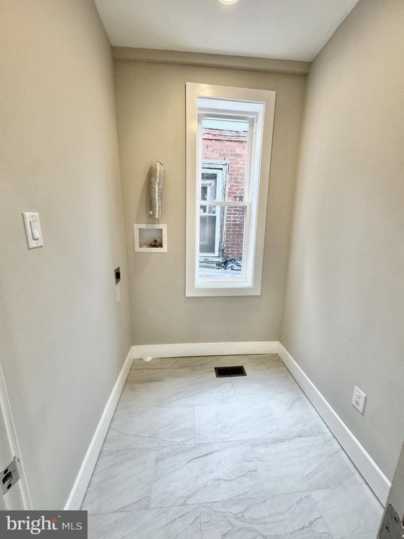 Building Photo - 5151 Wyalusing Ave
