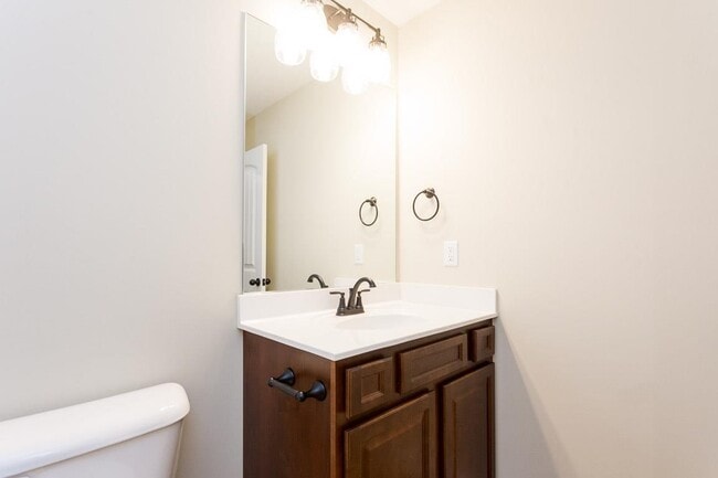 Building Photo - 2506 E Main St