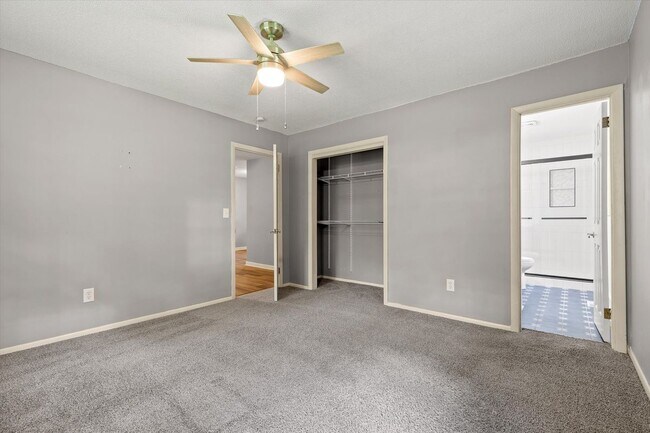 Building Photo - 1204 Timesville Rd