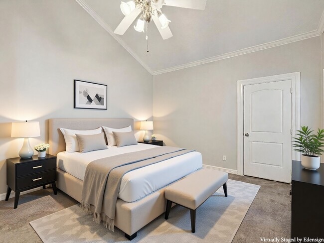 Building Photo - 64 Hideaway Dr