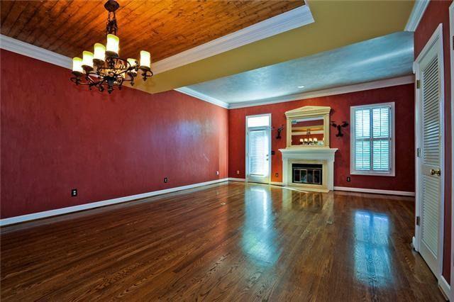 Living room and dinning area - 3437 Golf Club Ln