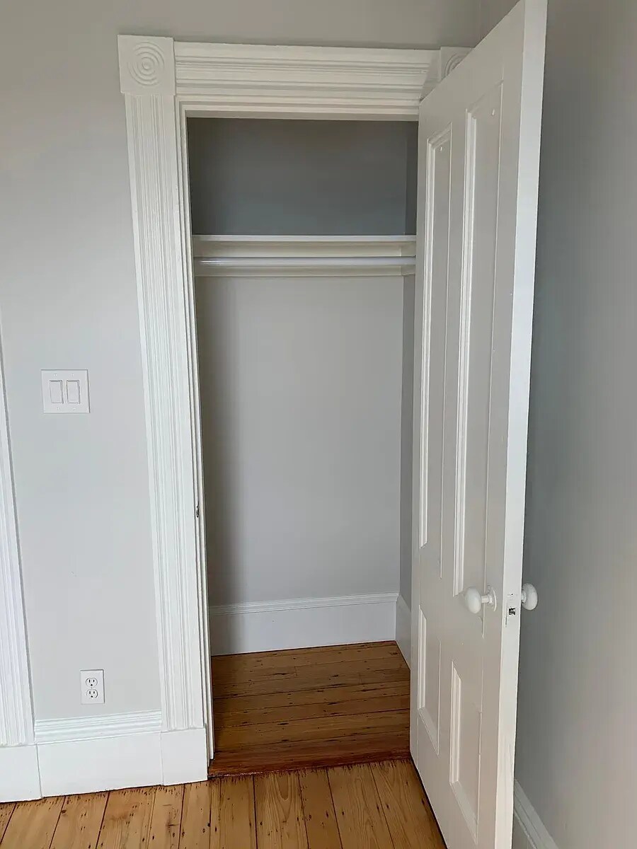 Building Photo - 147 Princeton St