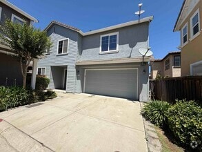 Building Photo - Great 3 Bedroom In Elk Grove
