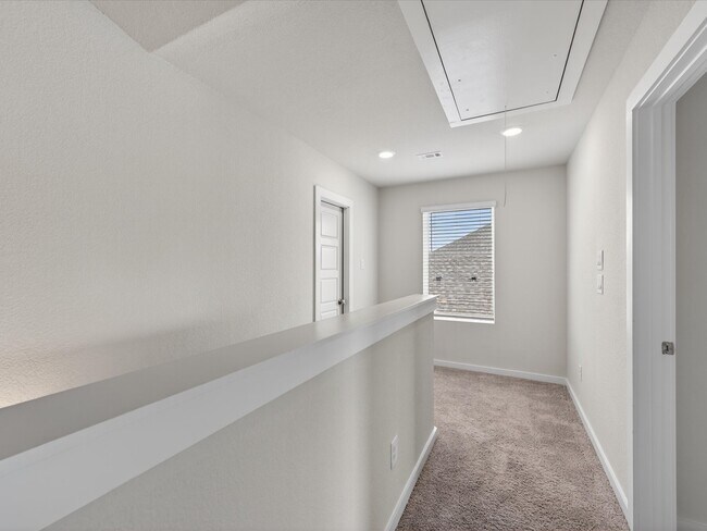 Building Photo - 17908 Grv Crk Ln