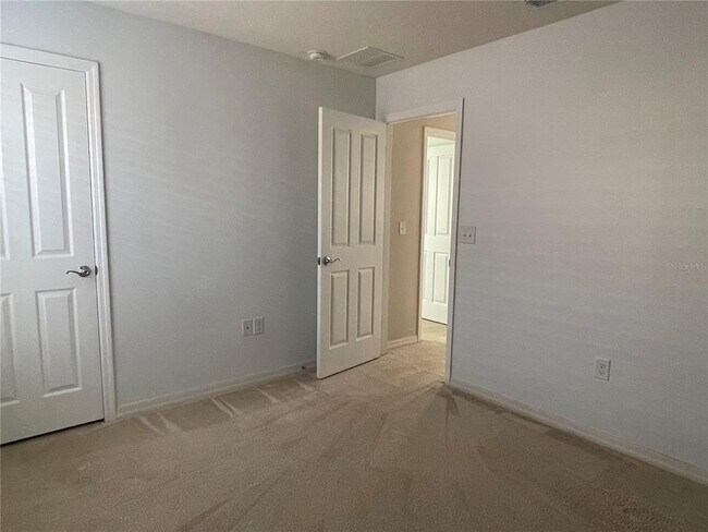 Building Photo - 14651 Bahama Swallow Boulevard