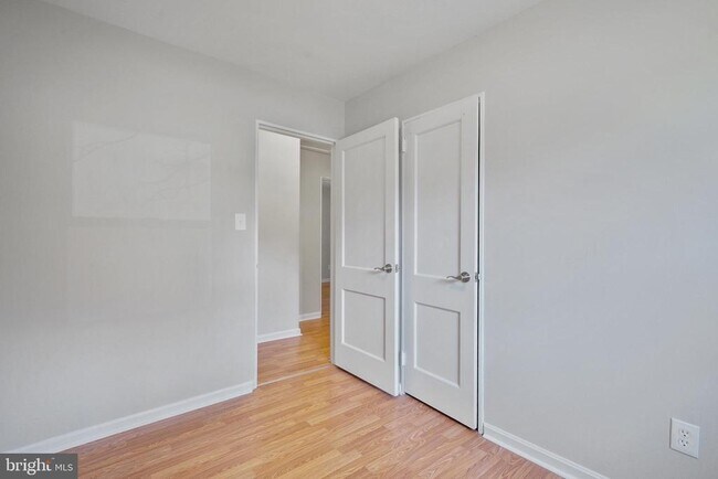 Building Photo - 7421 Nigh Rd