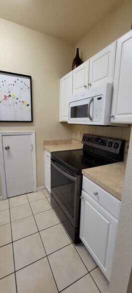 Building Photo - 4493 NW 49th St