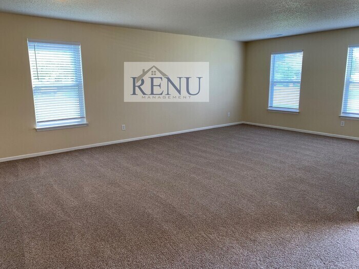 Building Photo - 6728 W Littleton Dr