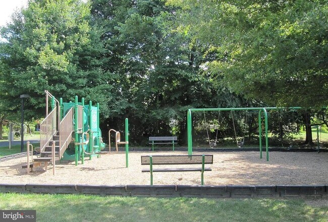 Building Photo - 5503 Chestermill Ct
