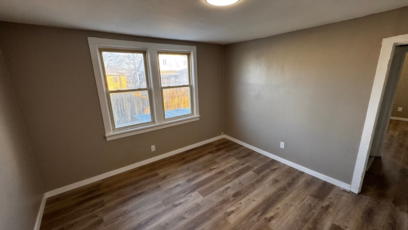 Building Photo - 400 Emma Ave