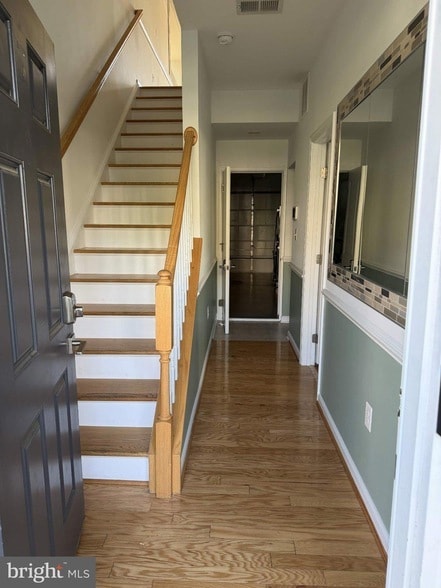 Building Photo - 14600 Featherstone Gate Dr