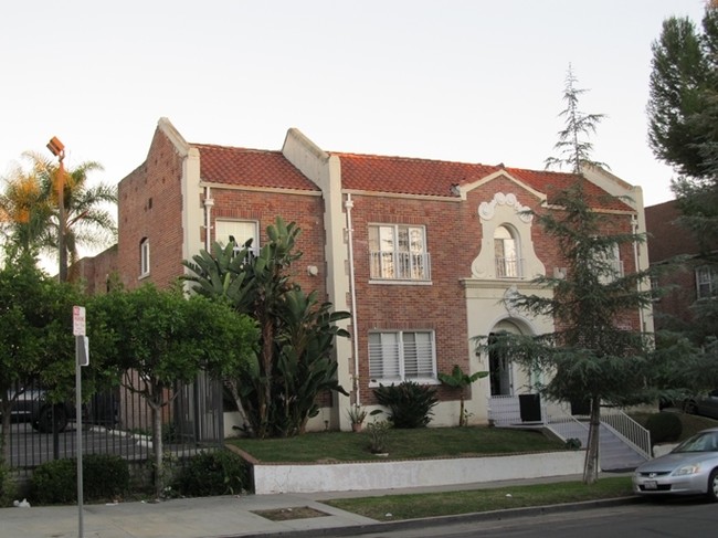 Building Photo - 642 Plymouth Blvd