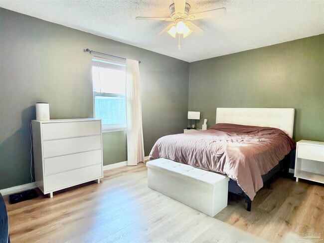 Building Photo - 10775 Jolyne Cir