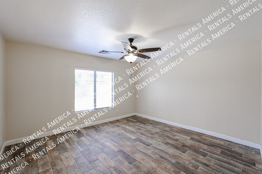 Building Photo - 13009 W Redfield Rd