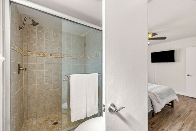 Building Photo - Sunnyside House with Pool in Palm Springs (Monthly Only - No Long Term)