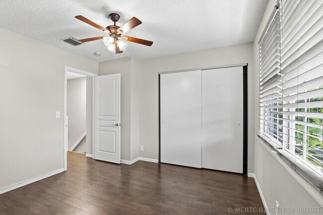 Building Photo - 5380 Jubilee Way