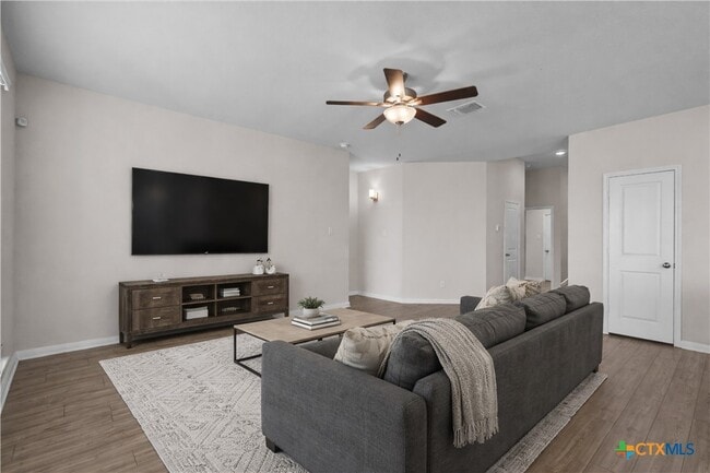 Building Photo - 1037 Shelby Dr