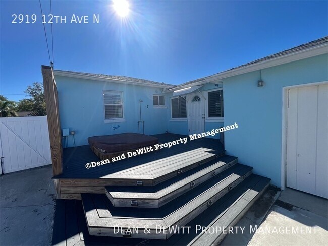 Building Photo - 2919 12th Ave N