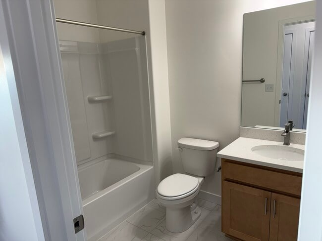 Building Photo - 515 S 800 W