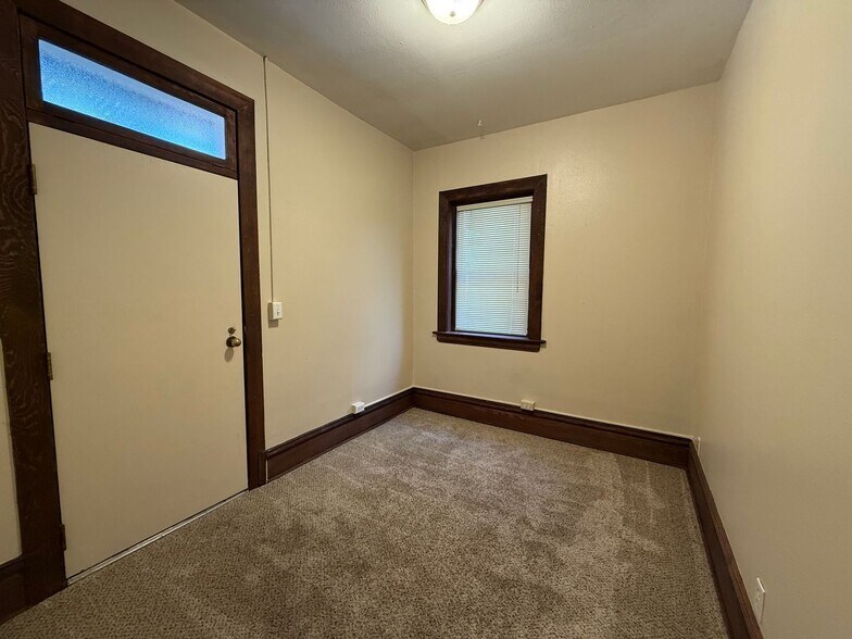 Building Photo - 1210 E Colfax Ave