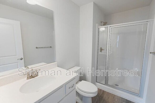 Building Photo - 7026 Hummingbird Dr