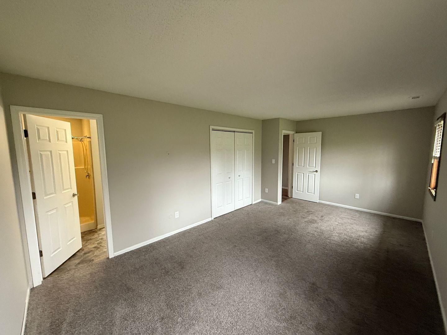 Building Photo - 6328 Neighbor Dr