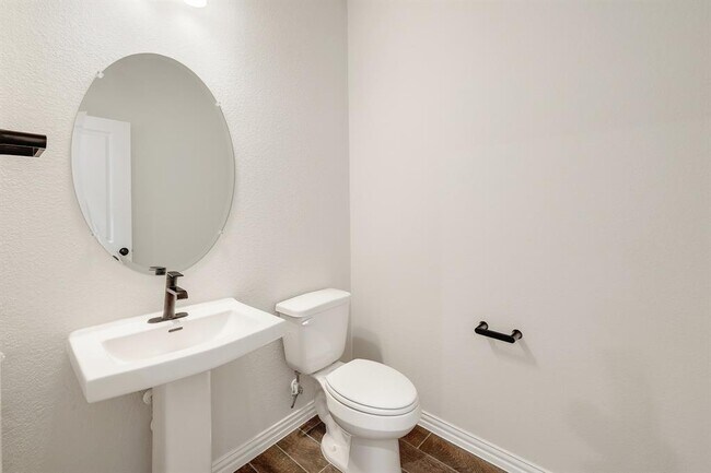 Building Photo - 1228 Calendula Trl