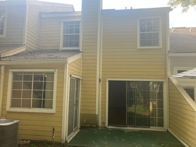 Building Photo - 1539 Summer Sands Dr