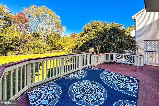Building Photo - 47497 Saulty Dr