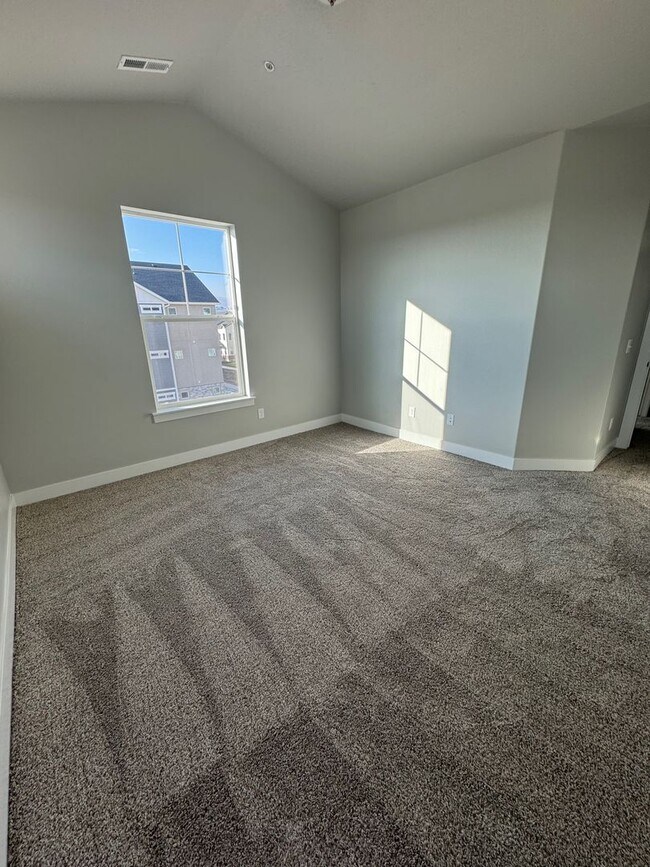 Building Photo - Condo in the Lehi Exchange Community!! 3 bed/2bth 1 car Garage!!!