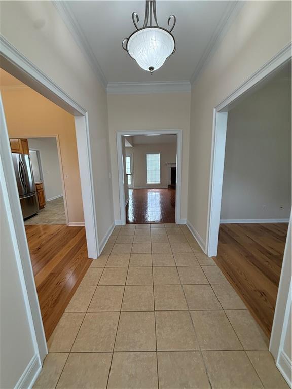 Building Photo - 1244 Saxony Dr SE