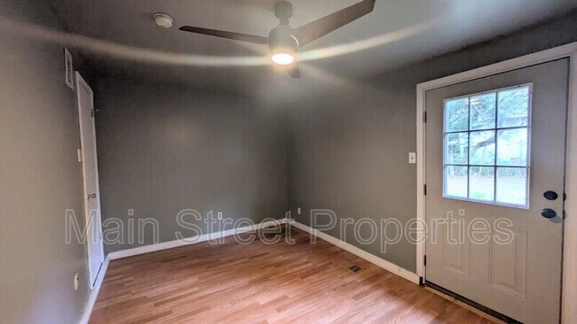 Building Photo - 1014 W Gregory St