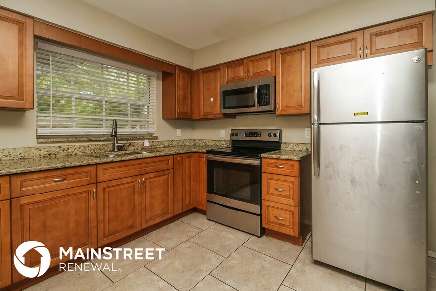 Building Photo - 313 Apopka Hills Cir
