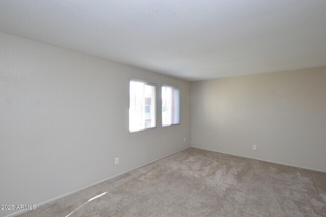 Building Photo - 4028 N Granite Reef Rd