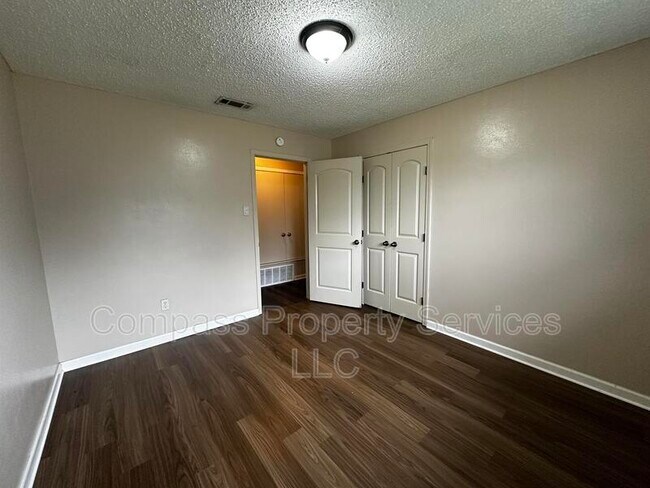 Building Photo - 179 Weldon Dr