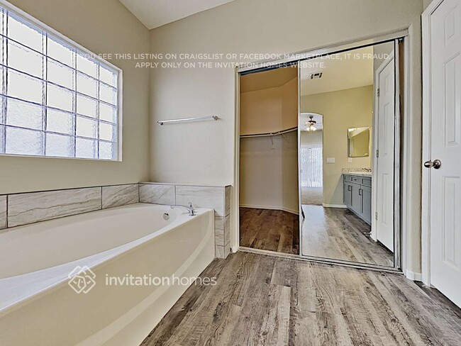 Building Photo - 10253 Queens Church Ave