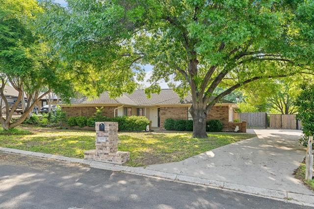 Building Photo - 8341 Crosswind Dr