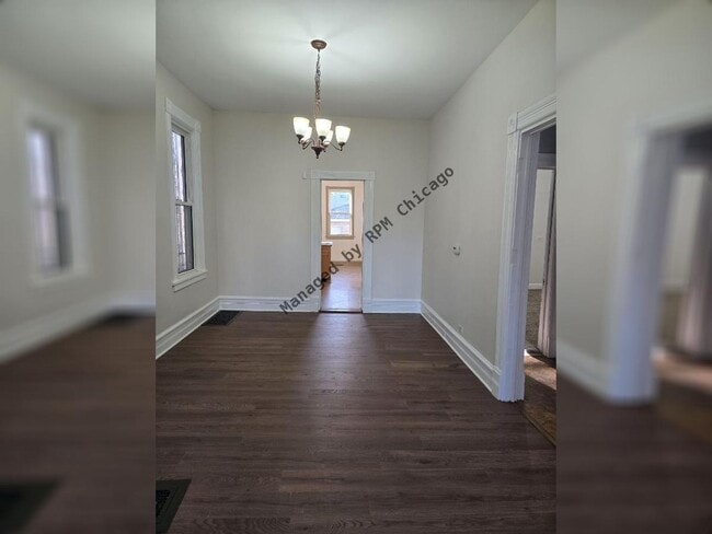Building Photo - 530 E 45th St