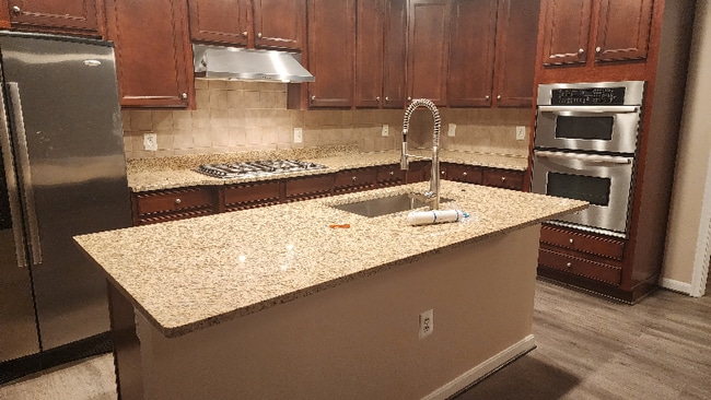 Building Photo - 25146 Harpenden Terrace