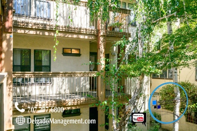 Building Photo - 1321 S Villa Way