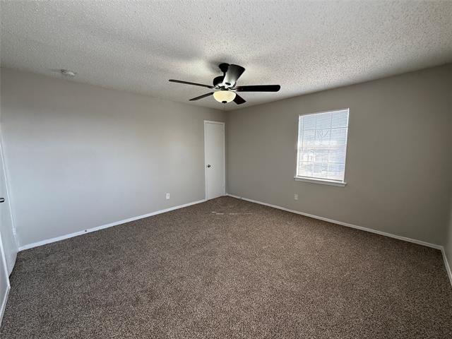 Building Photo - 3907 Emerald Dr