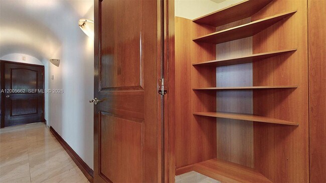 Building Photo - 1131 Stillwater Dr