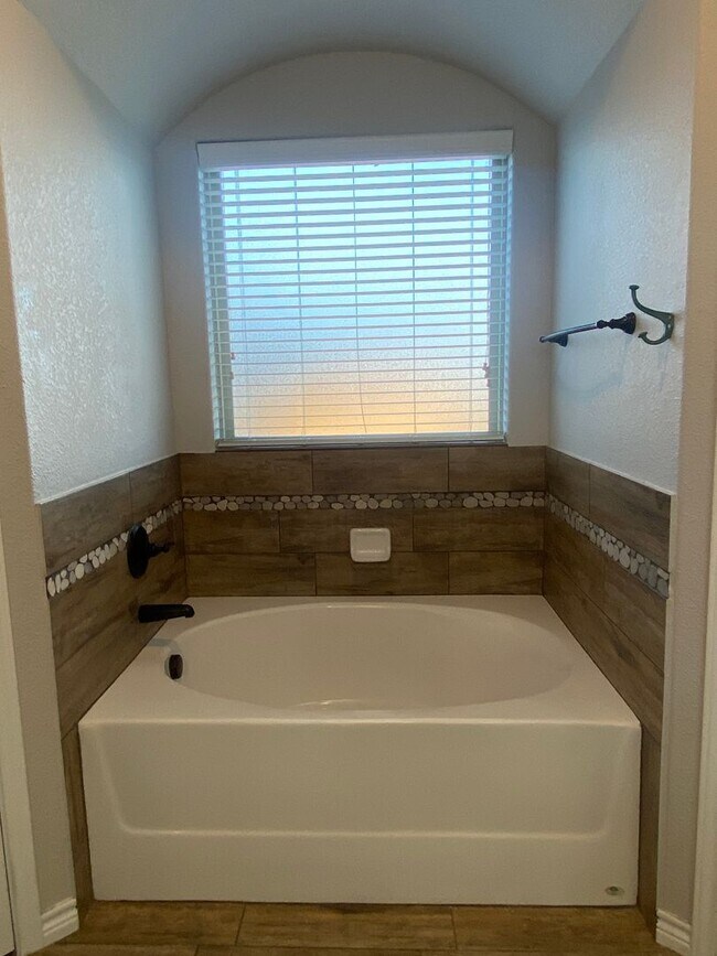 Building Photo - 3 BEDROOM, COMMUNITY POOL, BELTON ISD