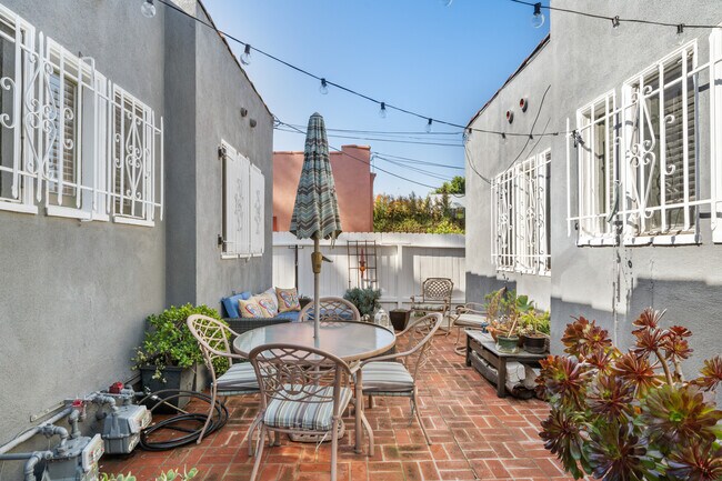 Great Outdoor patio/yard - 1926 3rd St