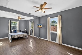 Building Photo - 2159 Gerard Ct