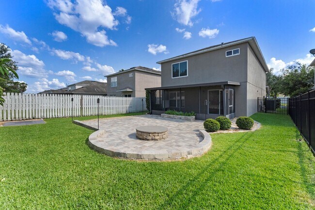 Building Photo - 15321 Harrowgate Way