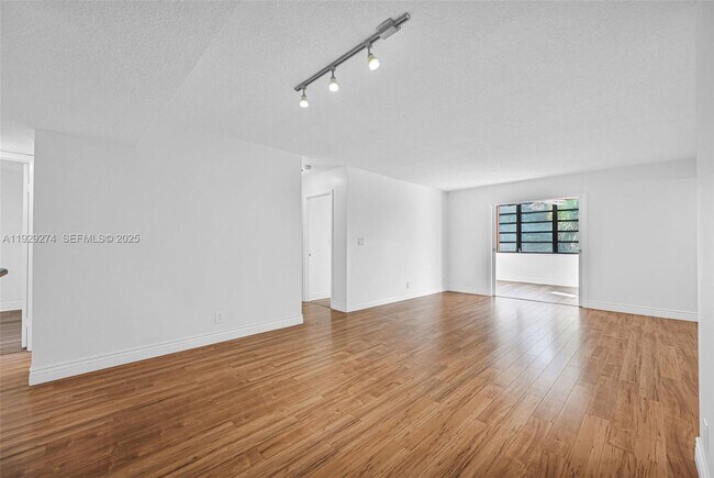 Building Photo - 3150 NW 42nd Ave